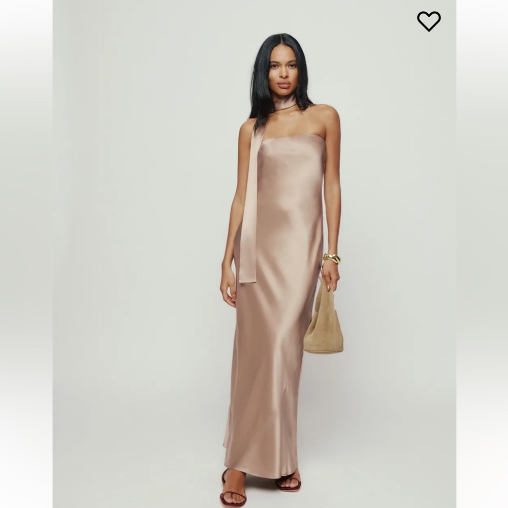 Elegant Strapless Satin Dress